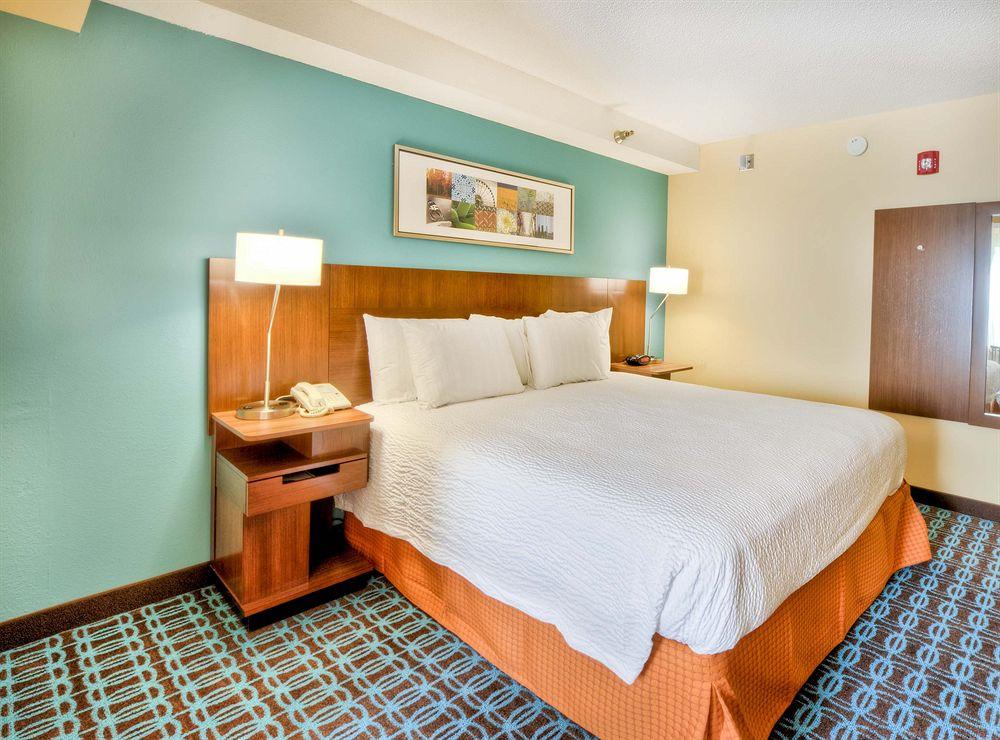 Fairfield Inn & Suites Raleigh Crabtree Valley Buitenkant foto