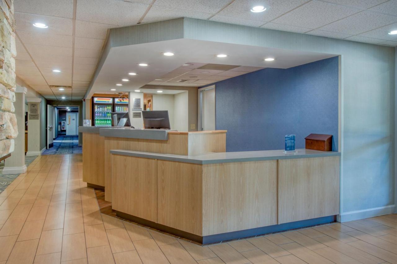 Fairfield Inn & Suites Raleigh Crabtree Valley Buitenkant foto