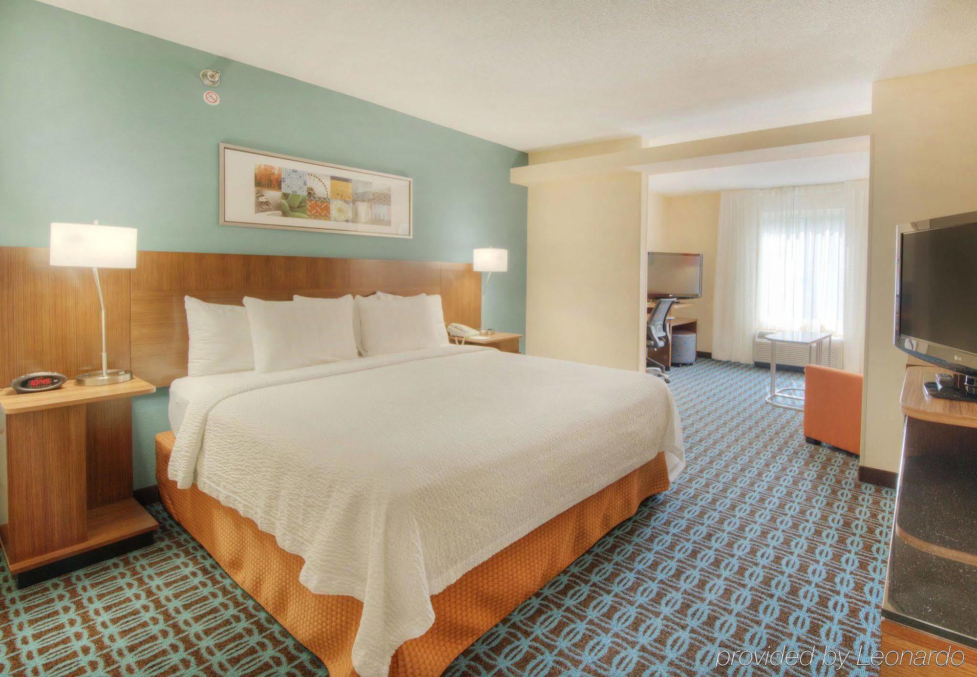 Fairfield Inn & Suites Raleigh Crabtree Valley Buitenkant foto