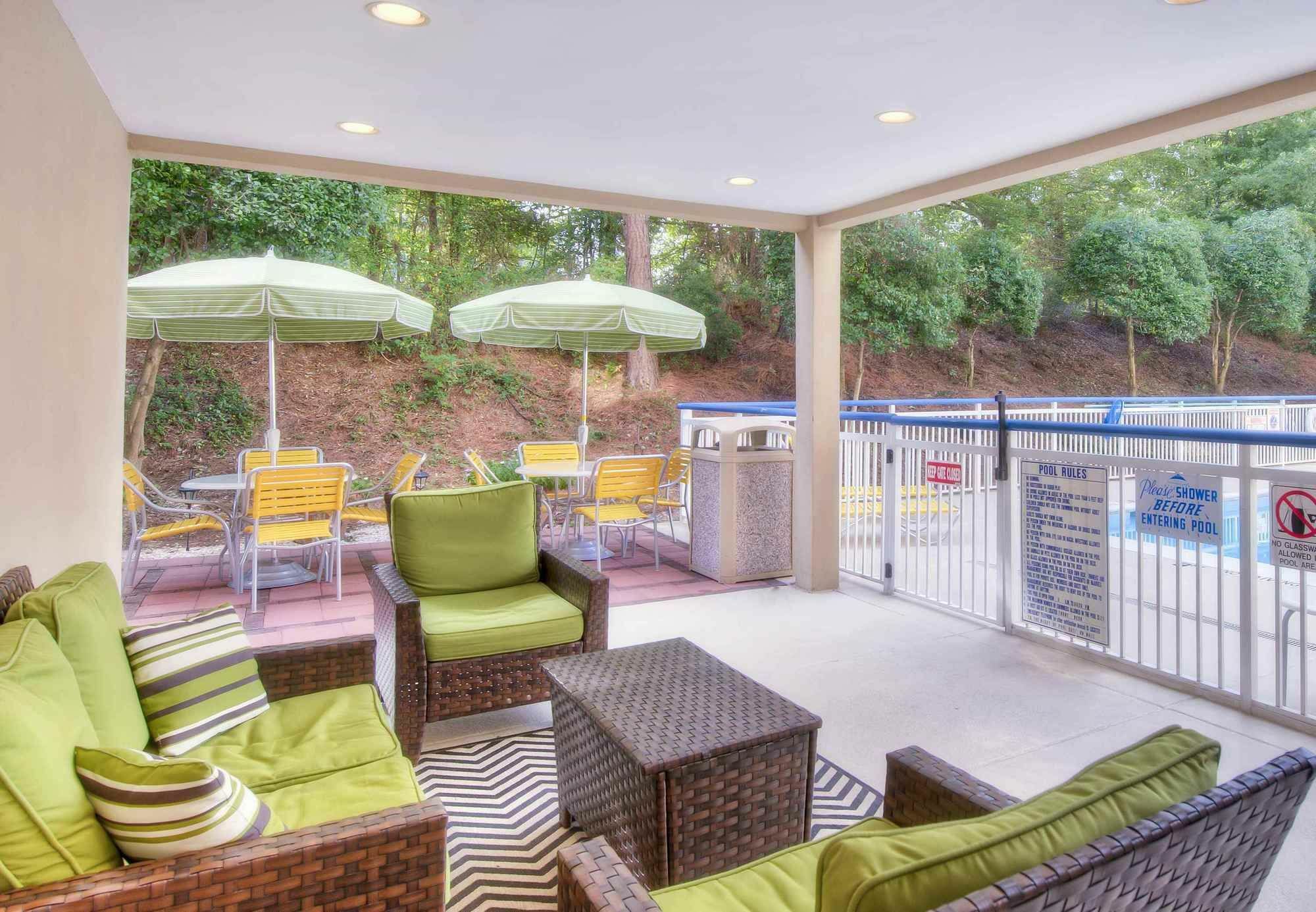 Fairfield Inn & Suites Raleigh Crabtree Valley Buitenkant foto