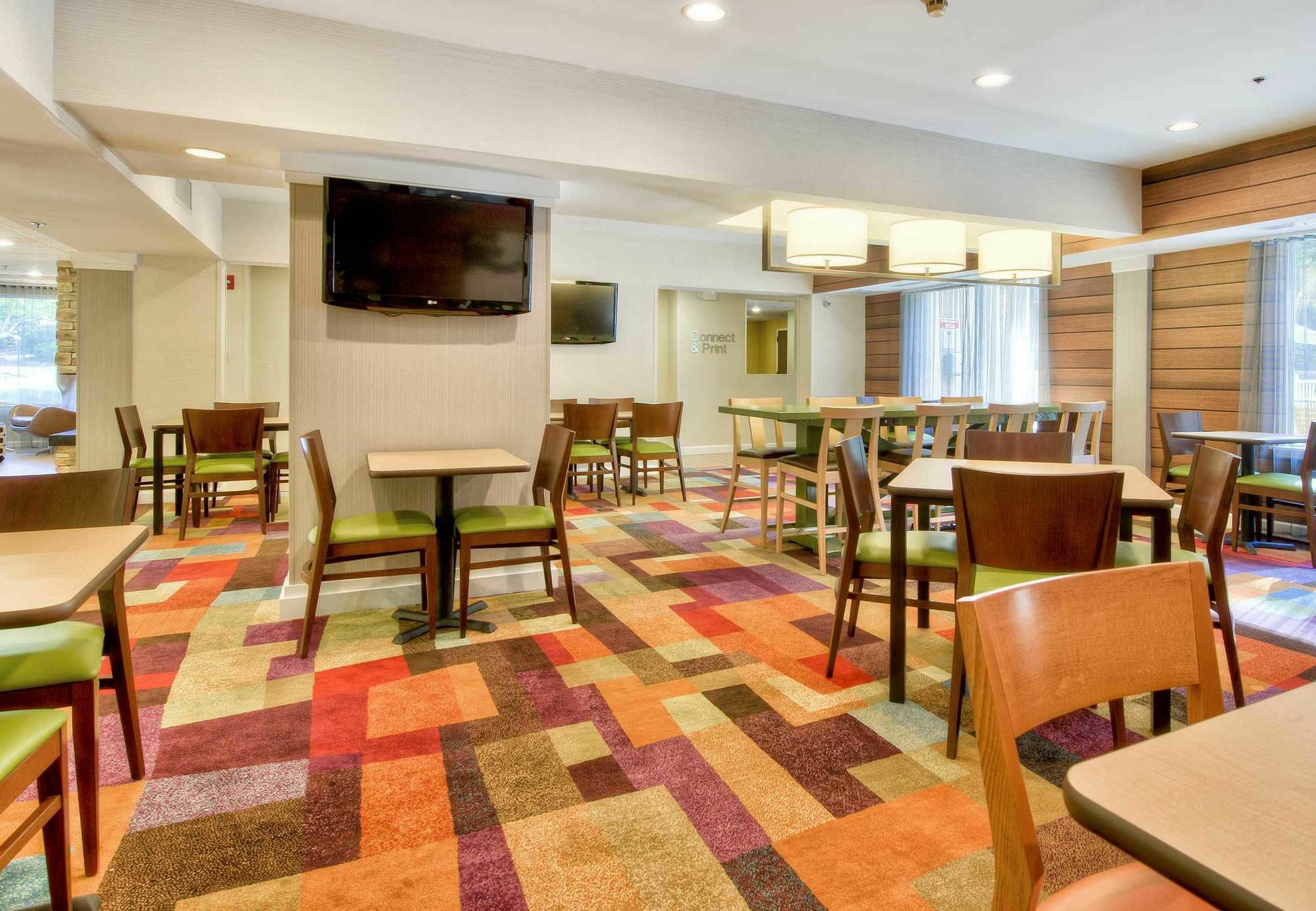 Fairfield Inn & Suites Raleigh Crabtree Valley Buitenkant foto
